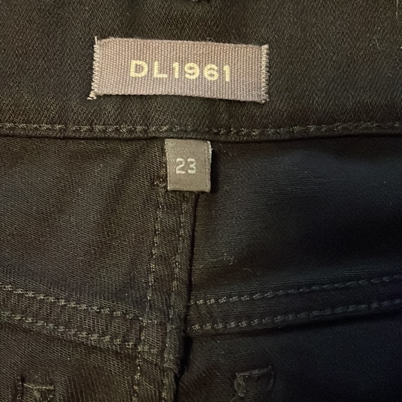 DL 1961 Patti Straight High Rise Black Coated Jeans - Picture 9 of 11